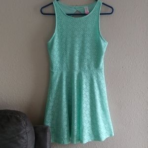Very pretty fit and flare dress